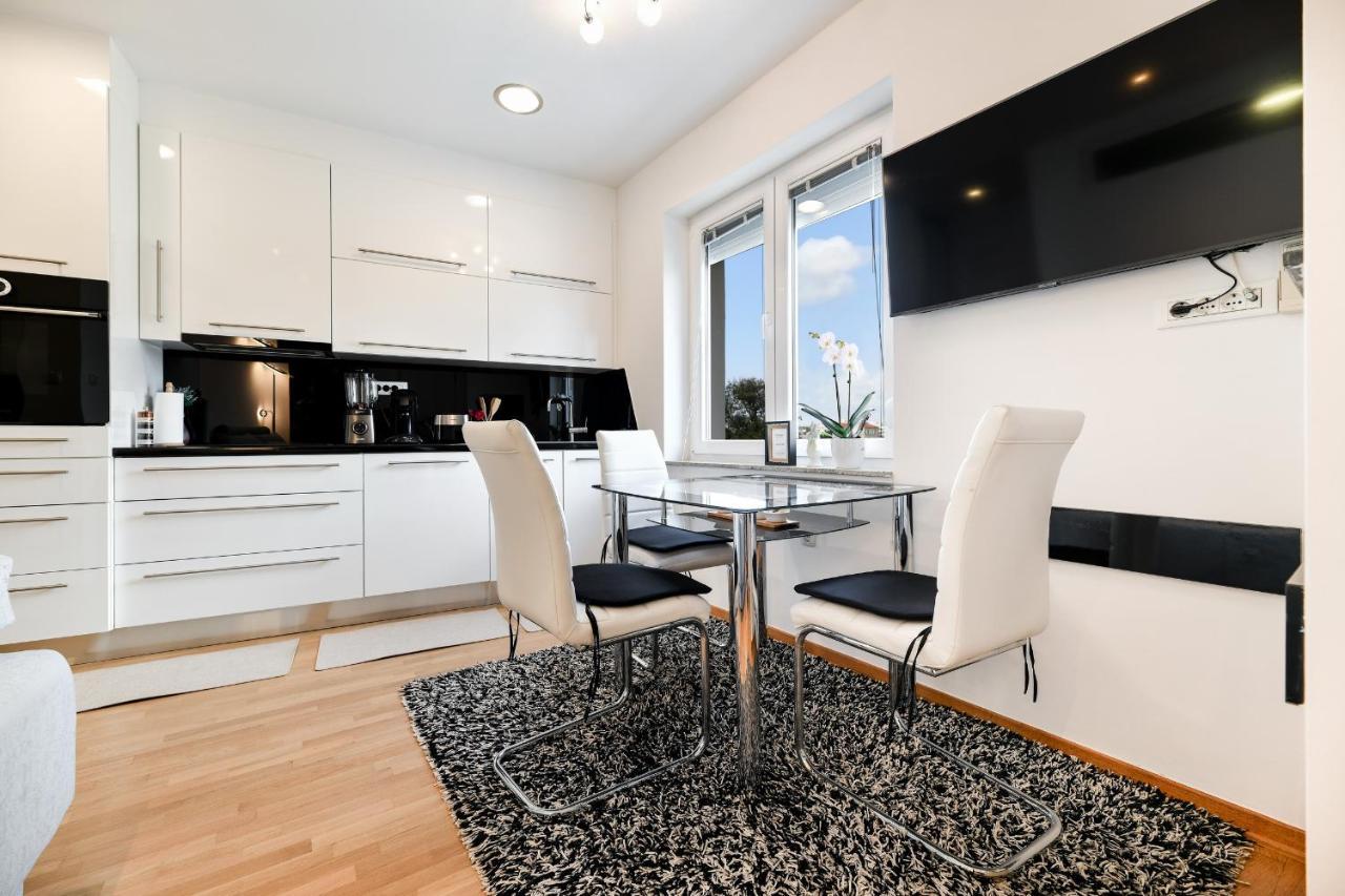 Lauris Luxury Apartment Задар Екстер'єр фото