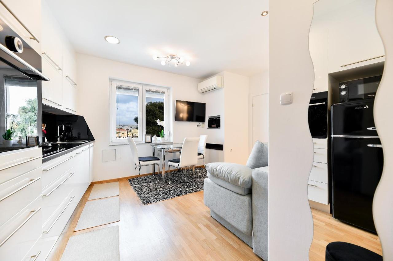 Lauris Luxury Apartment Задар Екстер'єр фото